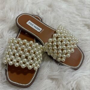 Pearl Steve Madden Sandal Size 7